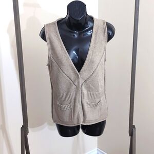 Banana Republic| Taupe Tan Sleeveless Sweater Button up Tank Top Vest